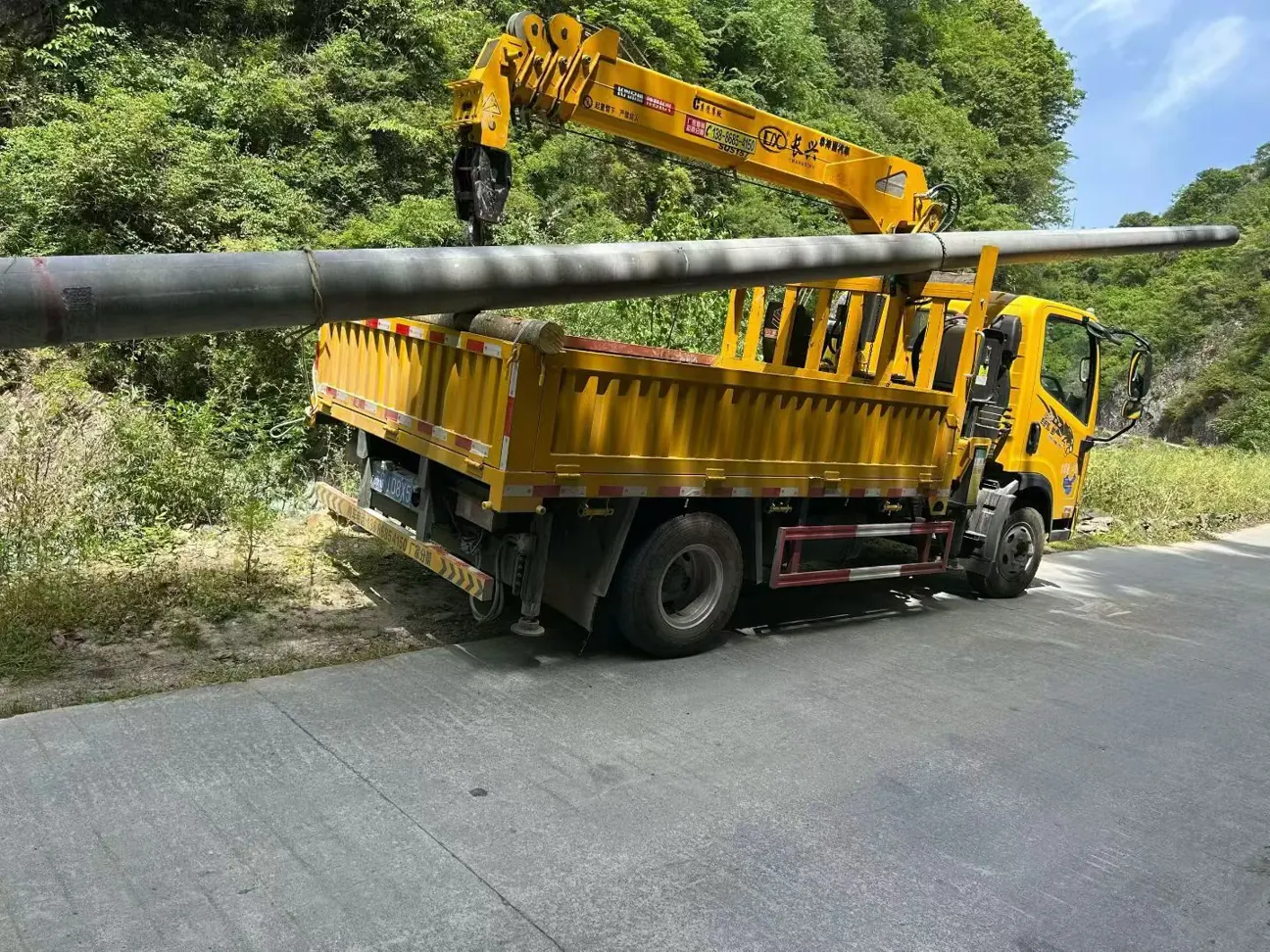 Pole transport